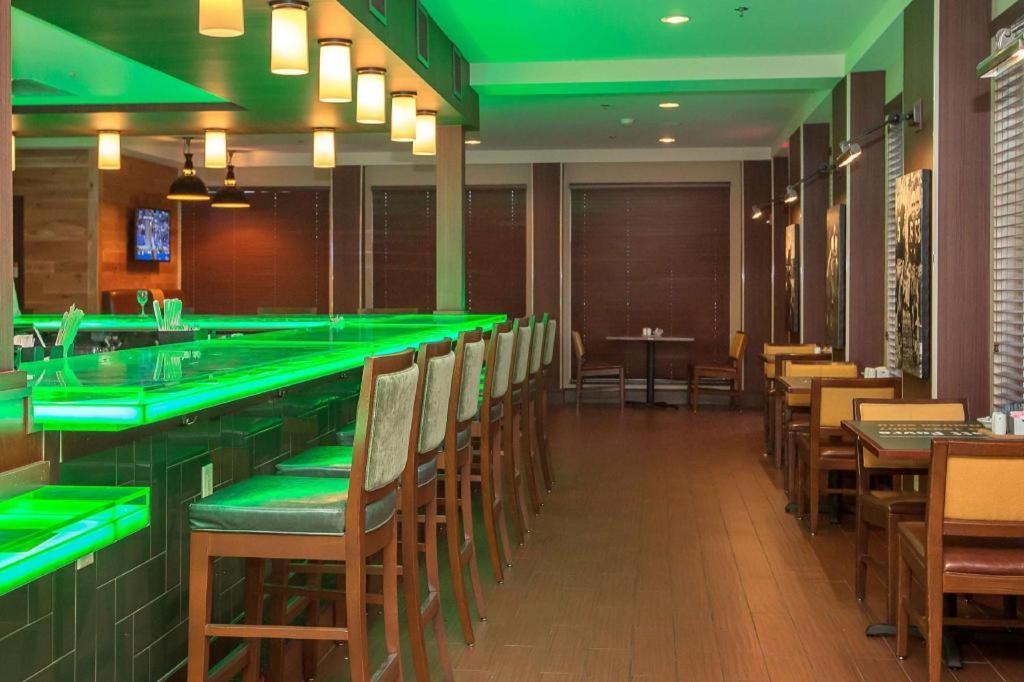 Hilton Garden Bay Hotel