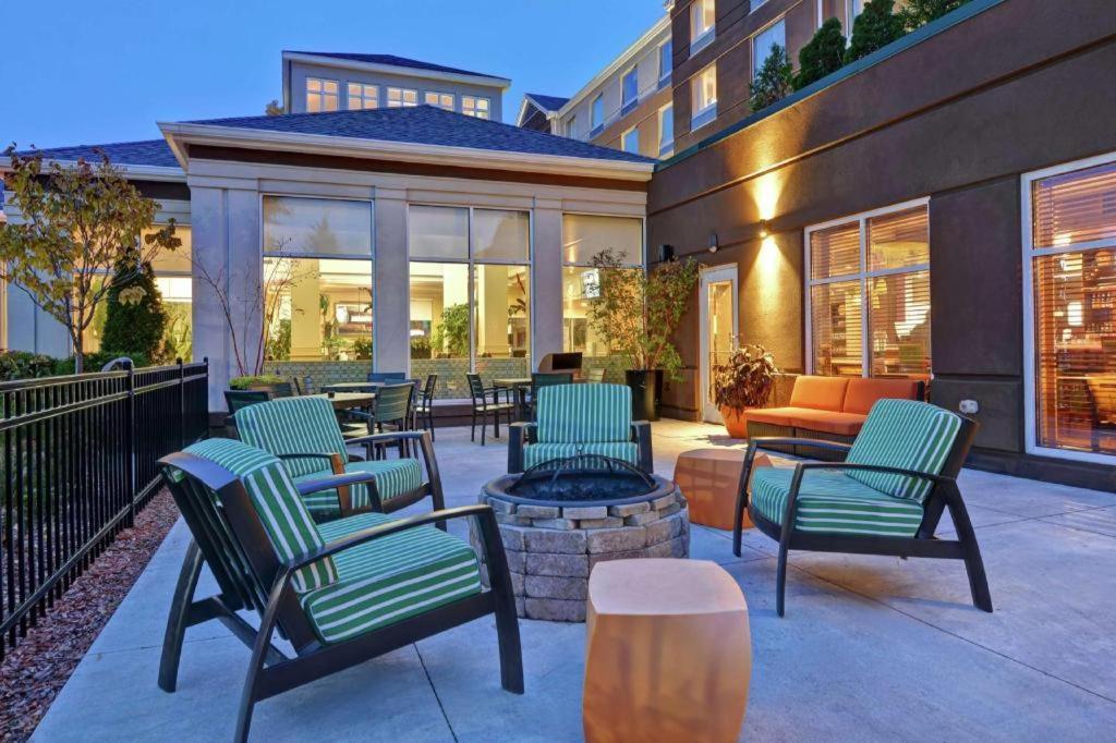 Hilton Garden Bay Hotel