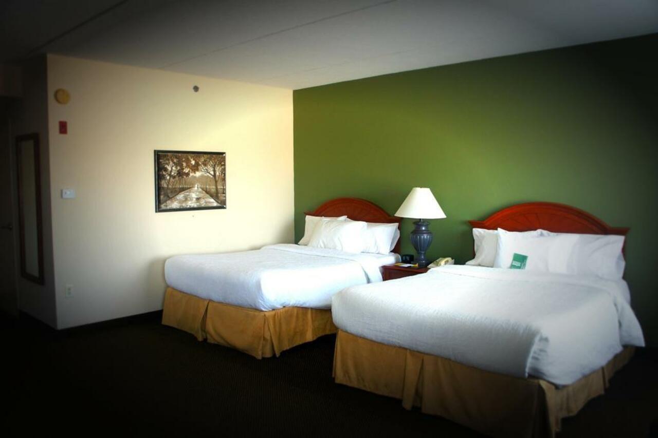 Hilton Garden Bay 3*