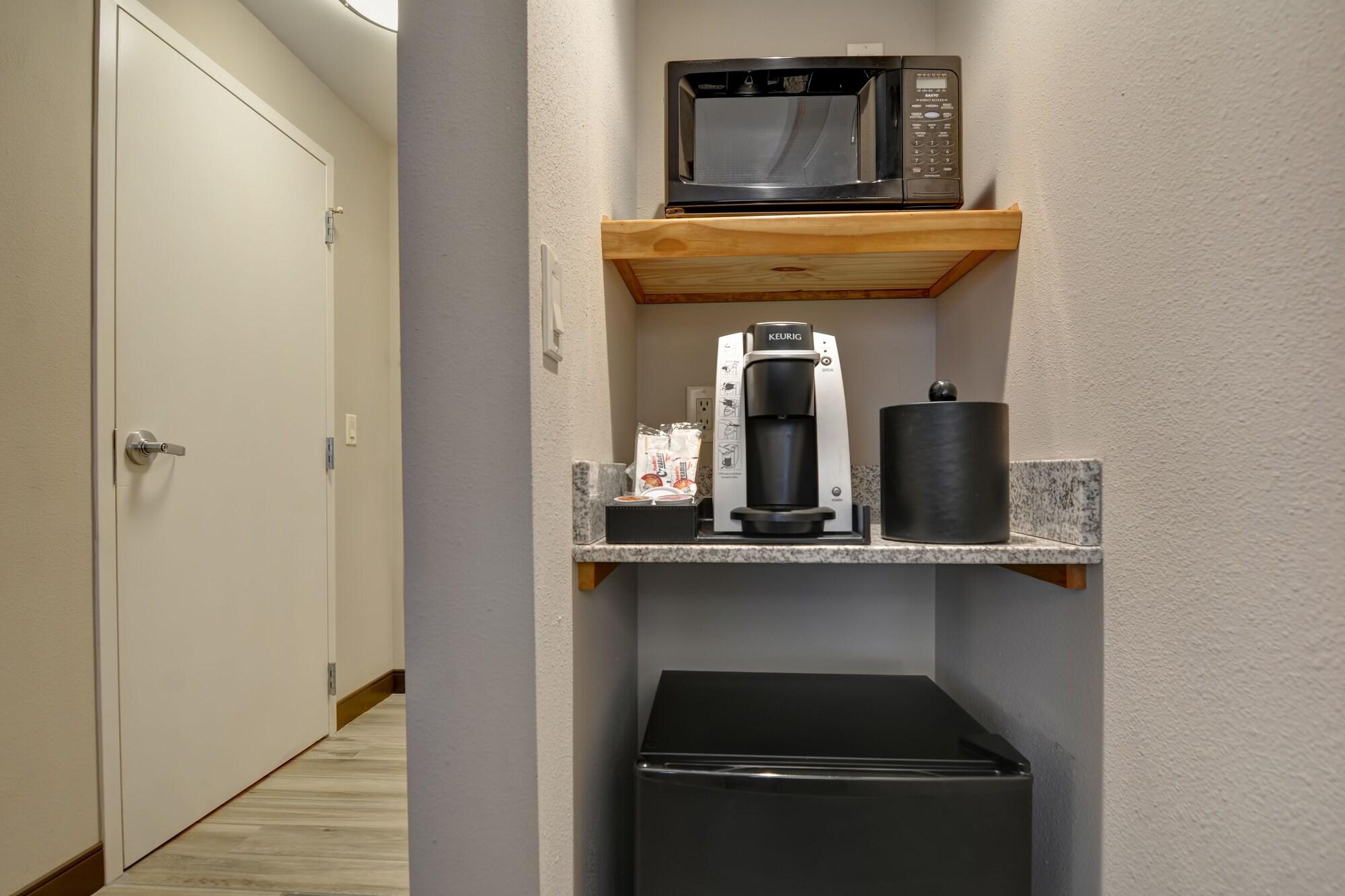 Hilton Garden Bay 3*