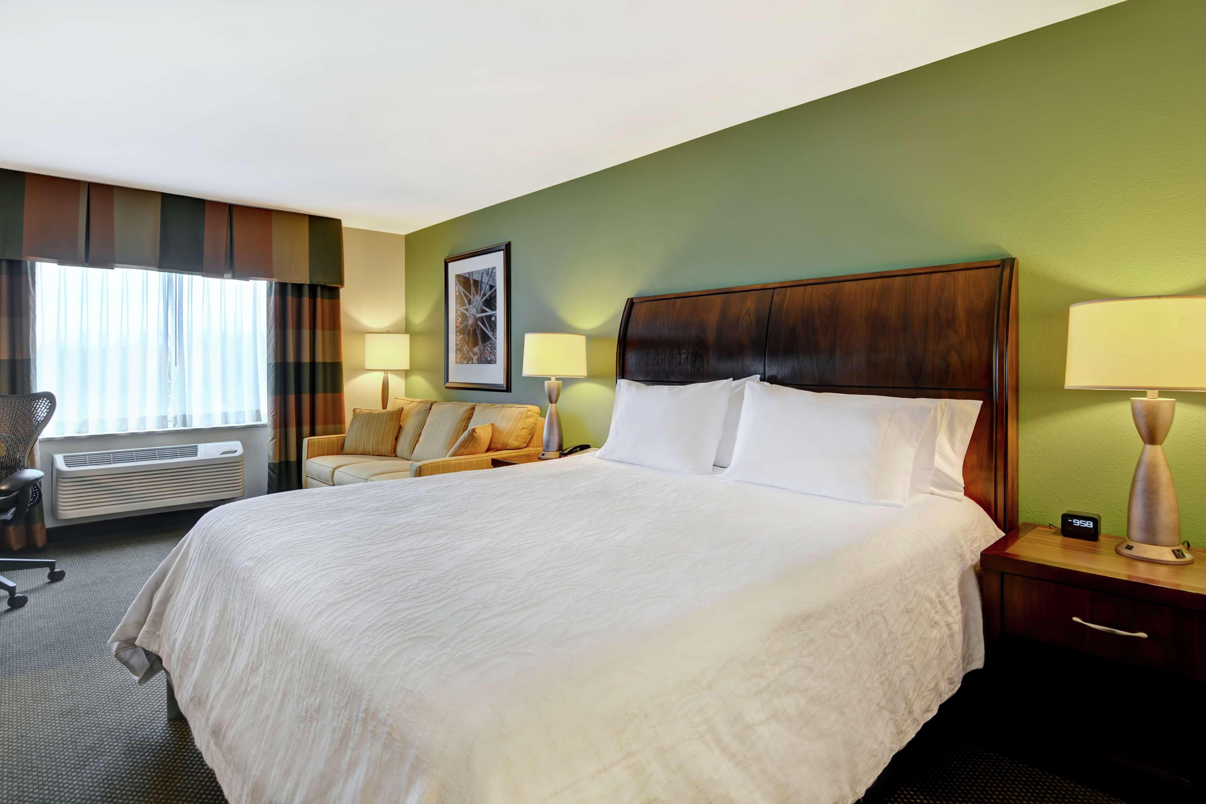 Hilton Garden Bay 3*