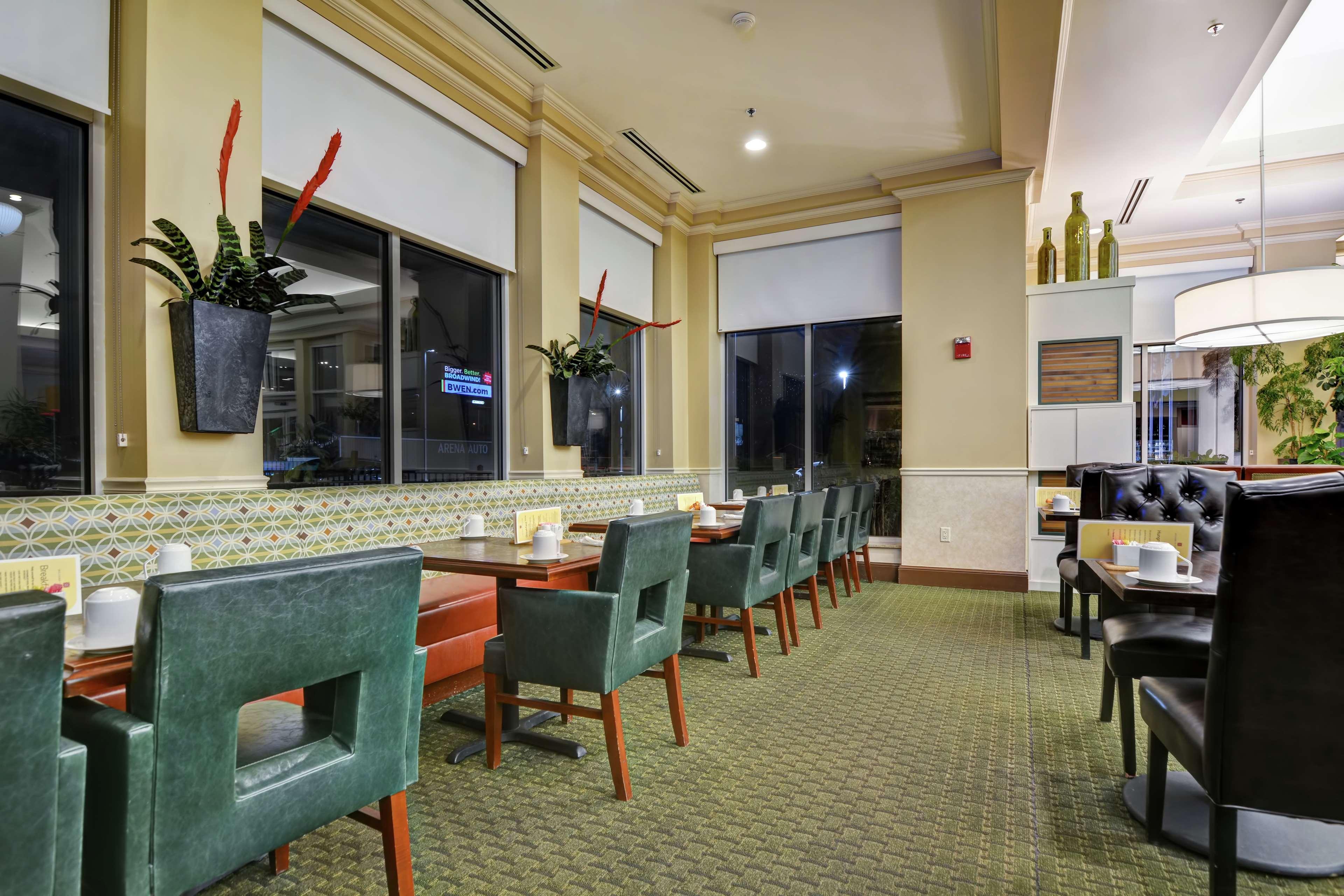 Hilton Garden Bay 3* Green Bay