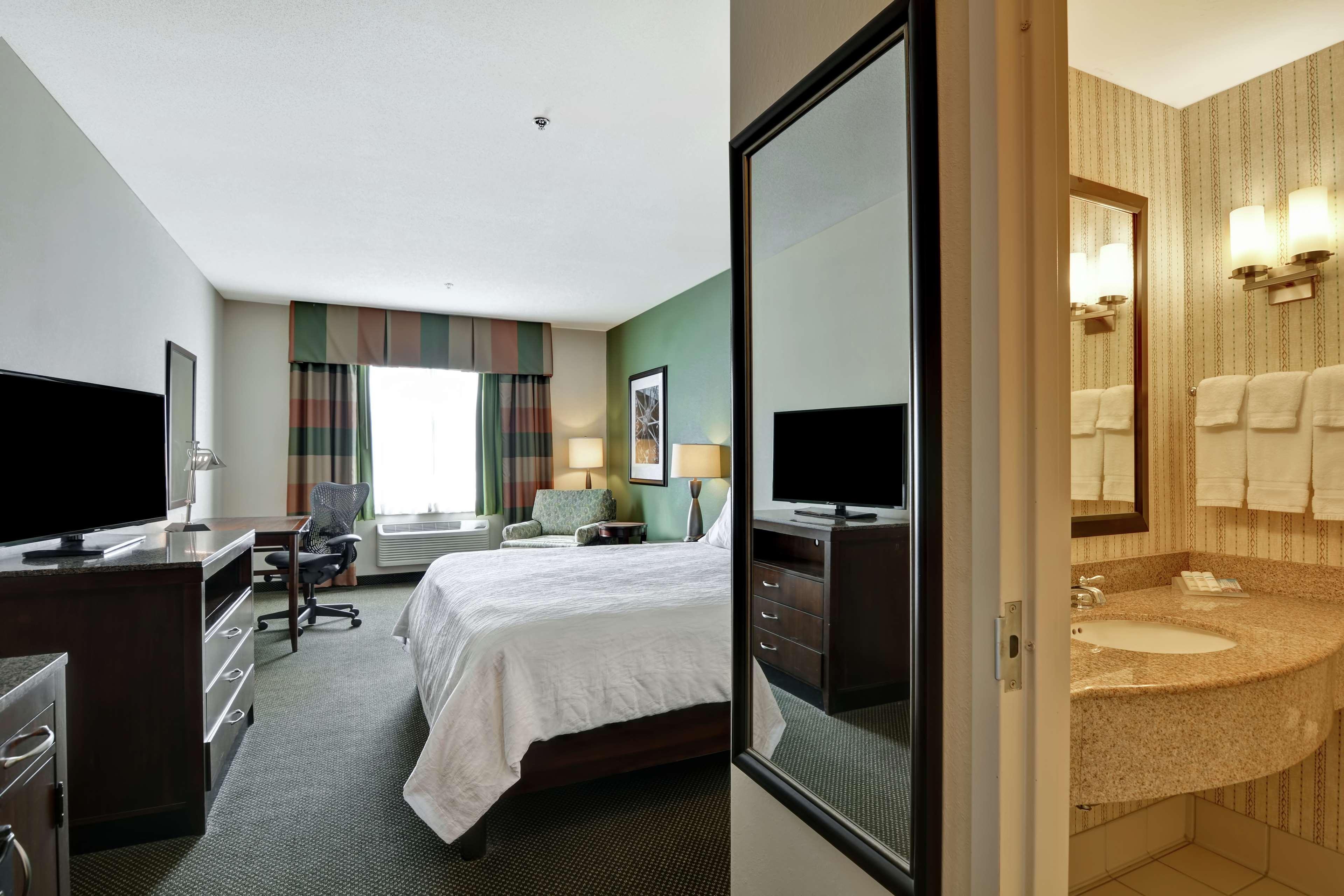 Hilton Garden Bay Hotel